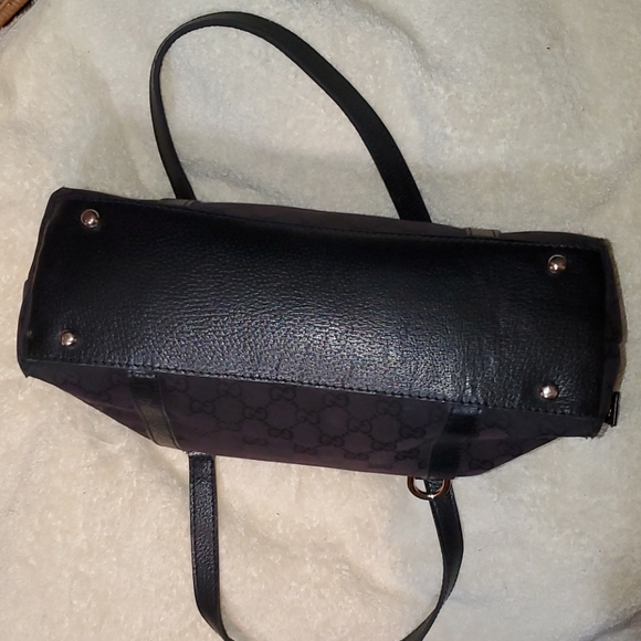 Gucci Handbag - Picture 10 of 16